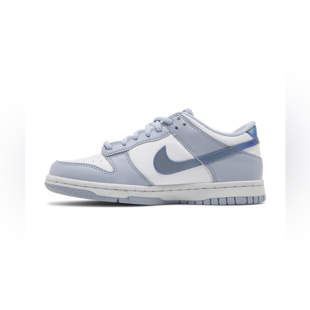 Nike Dunks - Picture 2 of 7